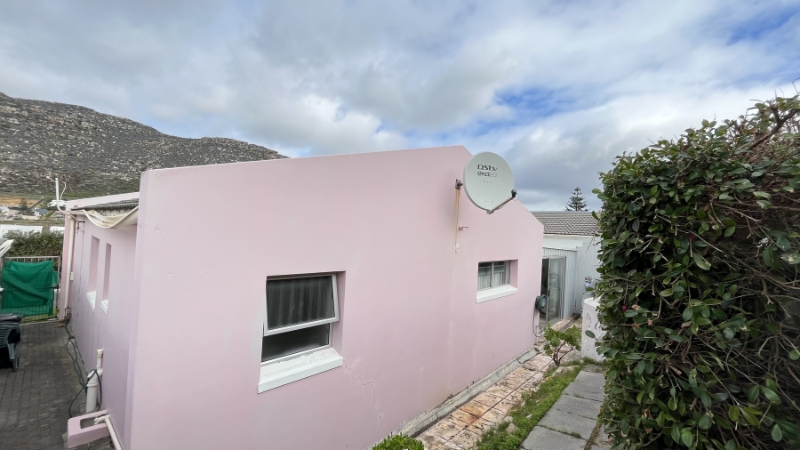 2 Bedroom Property for Sale in Glencairn Heights Western Cape